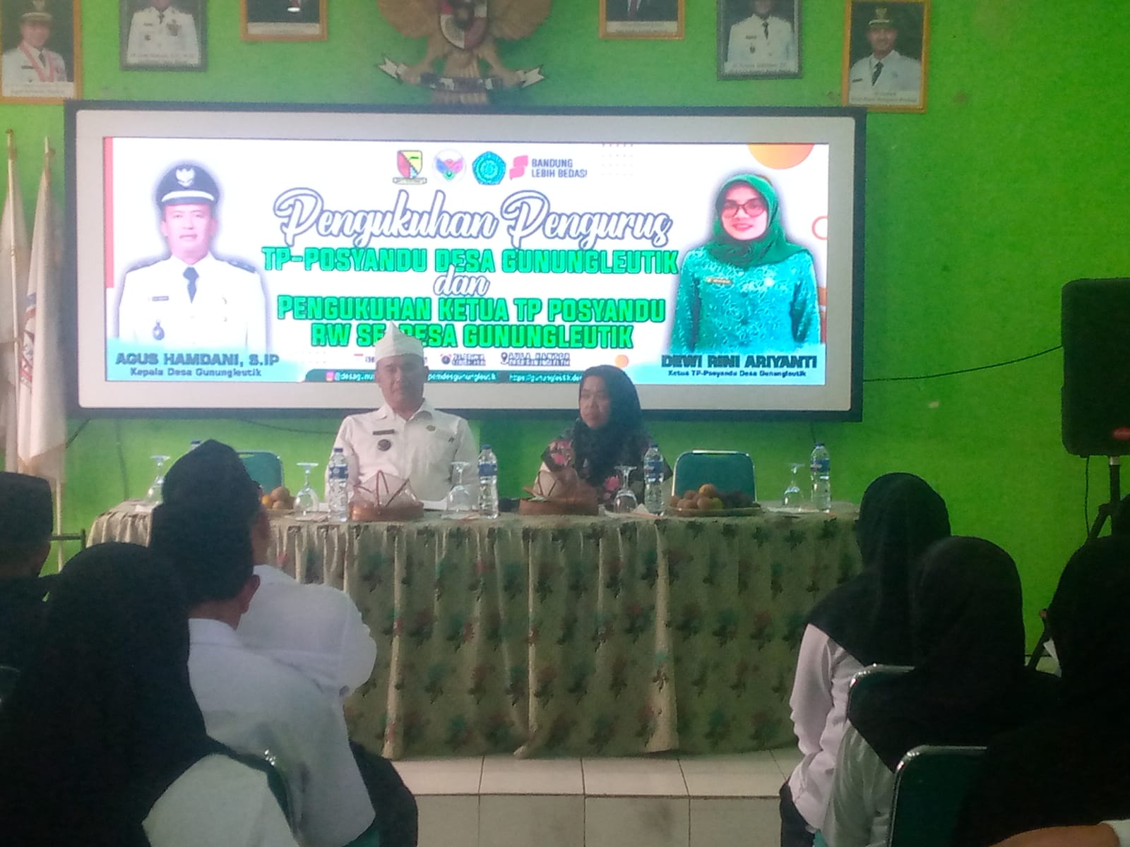 Pemdes Gunungleutik Menggelar Kegiatan Pengukuhan Pengurus TP Posyandu Desa serta Pengukuhan dan Pelantikan TP Posyandu Tingkat RW