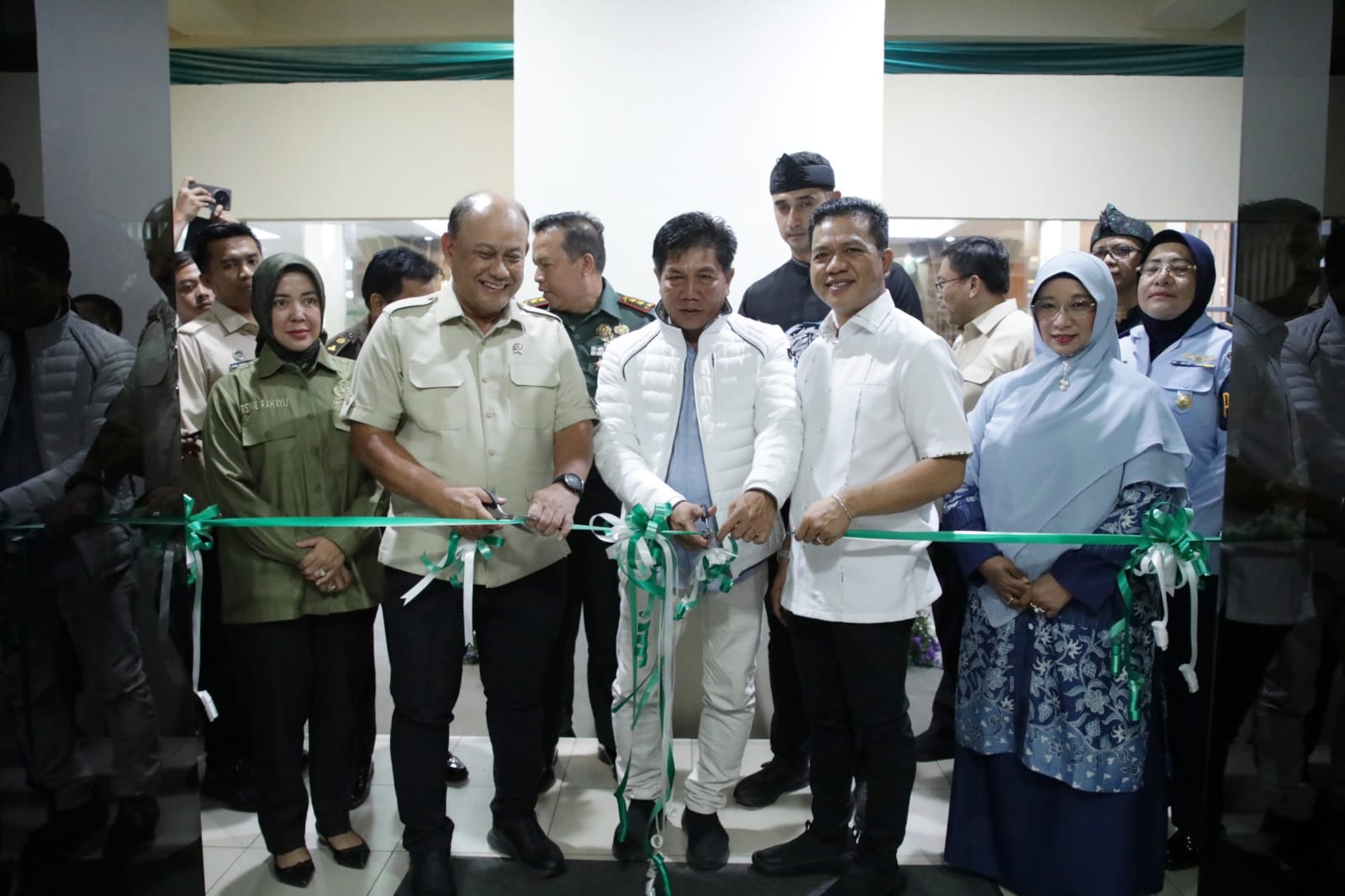 Pertama se-Indonesia, Kabupaten Bandung Resmikan Kantor Bersama Satgas Percepatan Program MBG